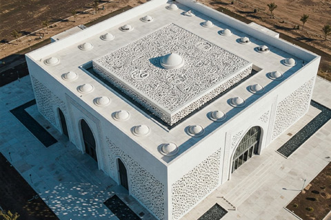 Dreckswasser in Flaschen